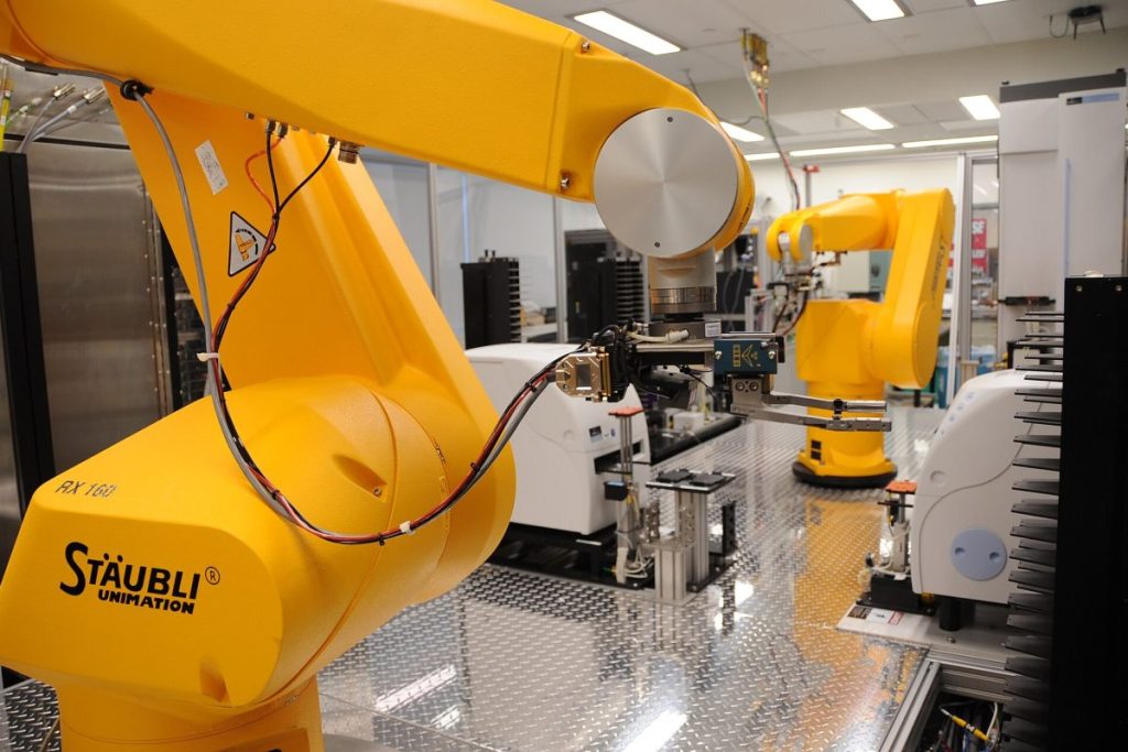 Robotic arm in a laboratory
